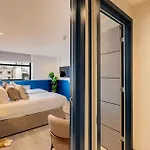 Apart-hotel Your I Clifton Village 3*