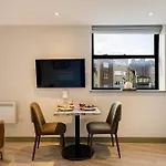 Your I Clifton Village 3* Bristol