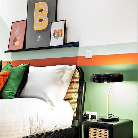 Your I Clifton Village Aparthotel 4*