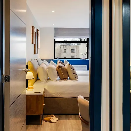 Your I Clifton Village Apart Otel