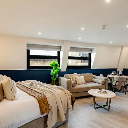 Your I Clifton Village 3* Бристоль