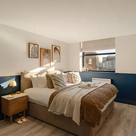 Aparthotel Your I Clifton Village