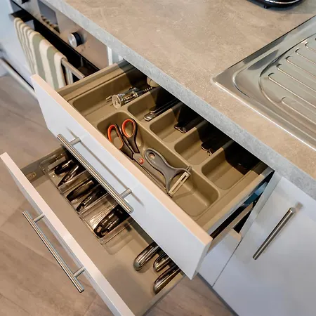 Your I Clifton Village