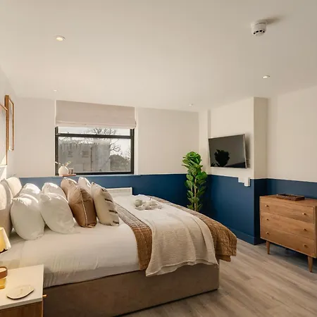 Aparthotel Your I Clifton Village