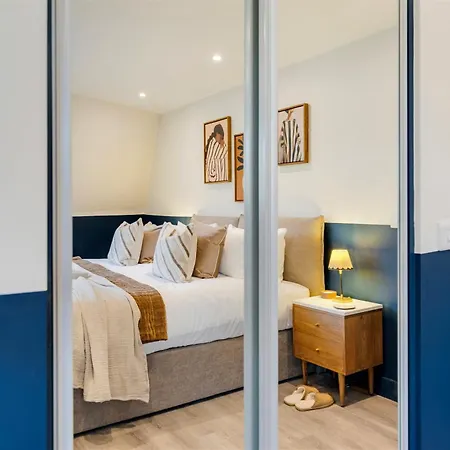 Your I Clifton Village Bristol