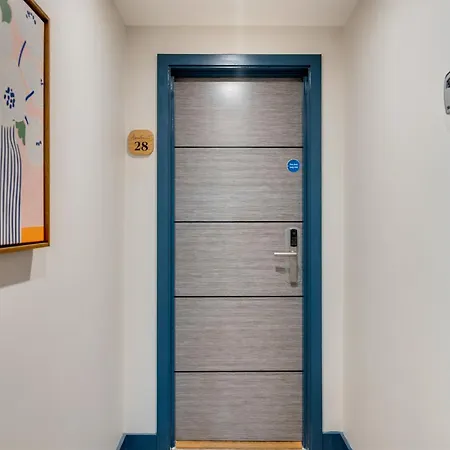 Your I Clifton Village Aparthotel