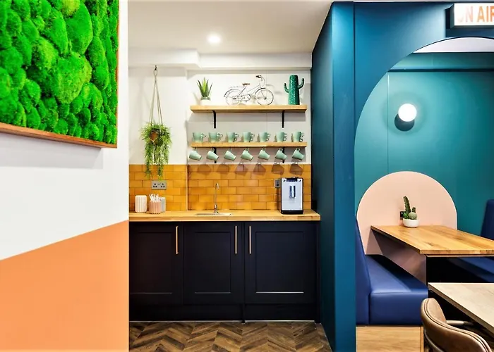 Your I Clifton Village Aparthotel