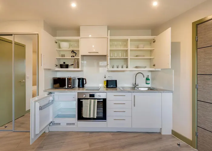 Your I Clifton Village 布里斯托