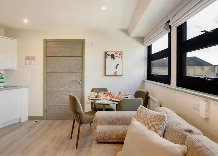 Your I Clifton Village