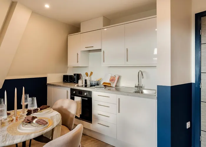 Aparthotel Your I Clifton Village