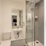 Your I Clifton Village شقة فندقية 3*