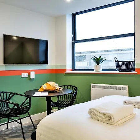 Your I Clifton Village Apartmanhotel Bristol