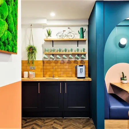 Your I Clifton Village Lägenhetshotell