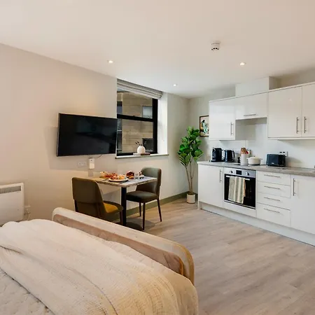 Apartmanhotel Your I Clifton Village