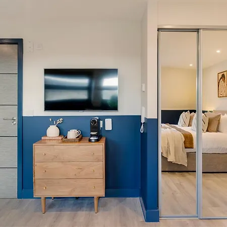 Apartmanhotel Your I Clifton Village 3*