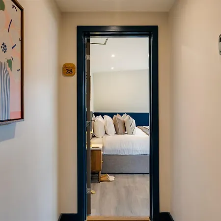 Apartmanhotel Your I Clifton Village