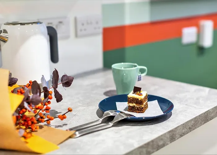 Your I Clifton Village