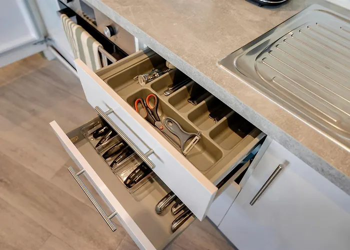 Your I Clifton Village